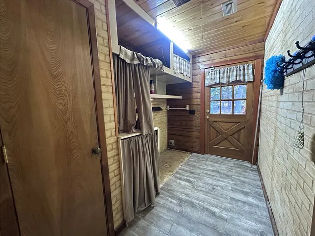 a view of a storage & utility room
