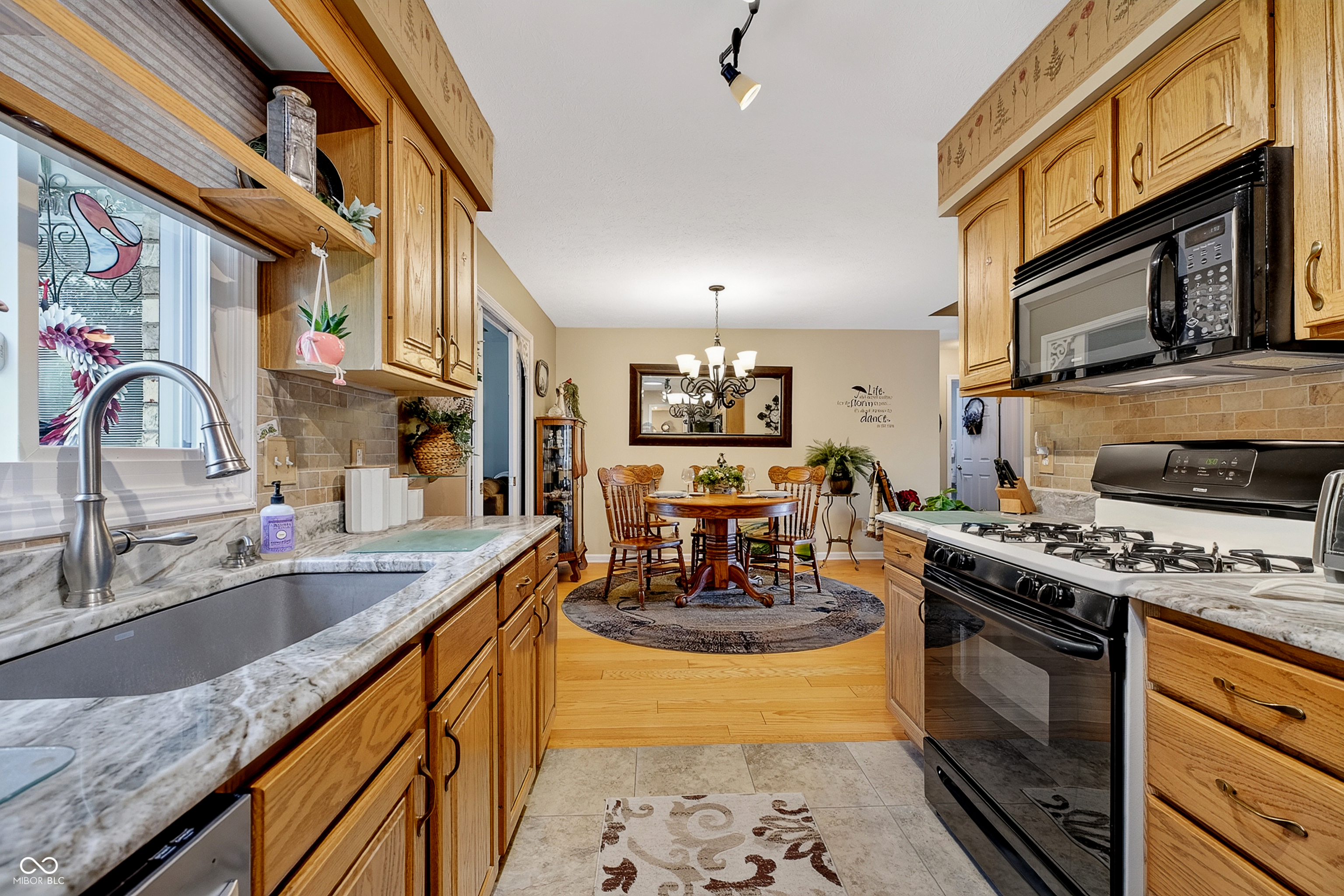 175 Warwick Way Pendleton, IN 46064 - Photo 13 of 31