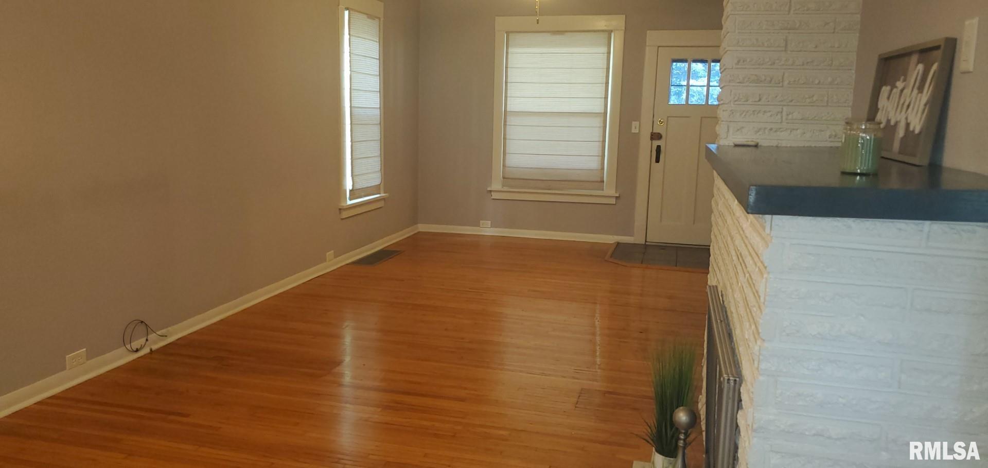 636 North 8th Avenue Canton, IL 61520 - Photo 14 of 53