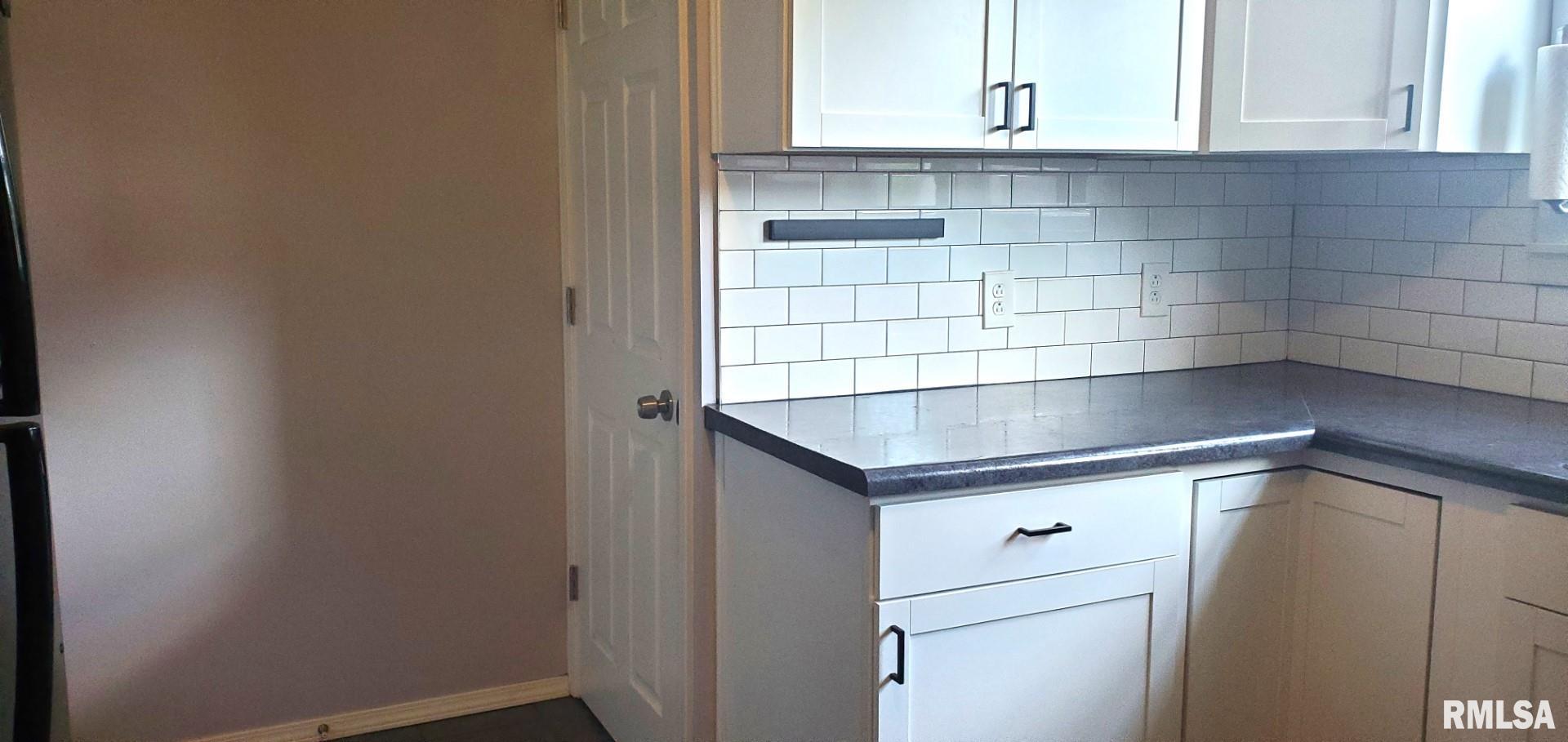 636 North 8th Avenue Canton, IL 61520 - Photo 24 of 53