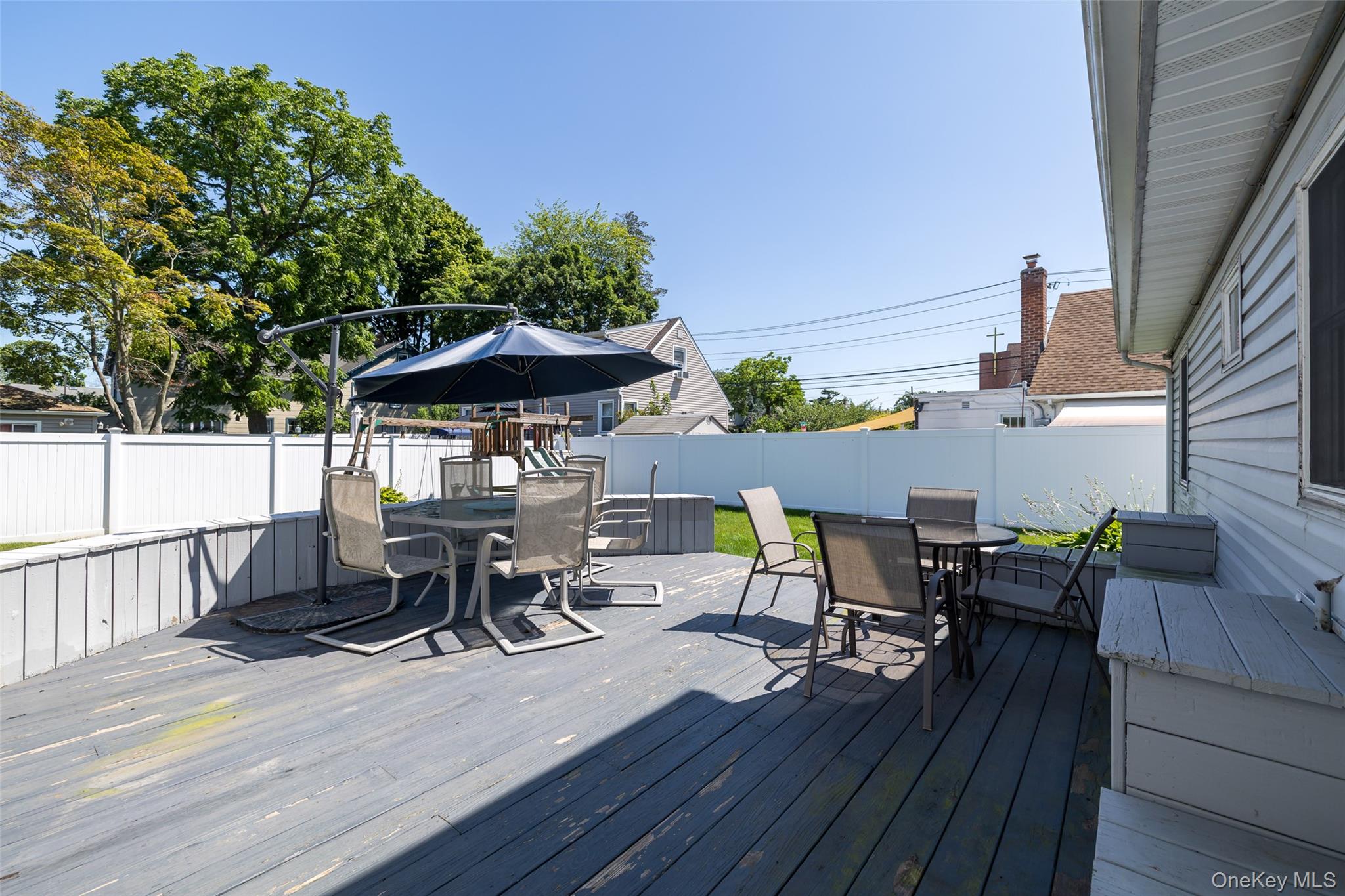 3977 Baylis Road Seaford, NY 11783 - Photo 25 of 33