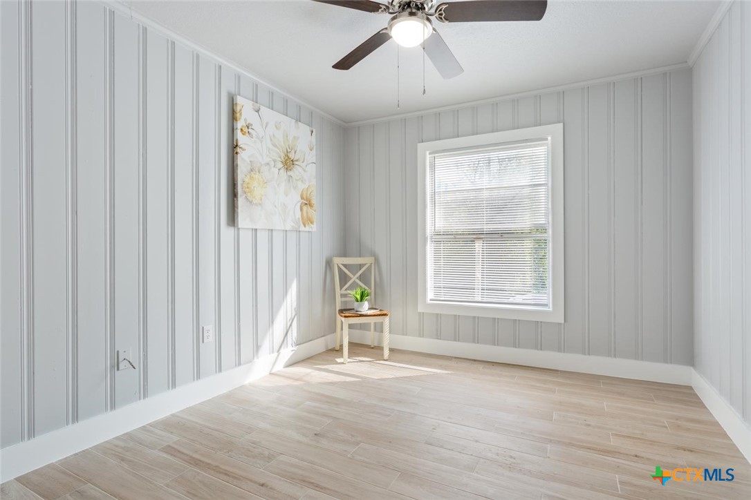 811 North 6th Street Temple, TX 76501 - Photo 18 of 23 a view of an empty room with a window