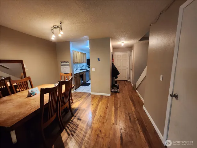 $249,000 | 2019 Southwest 318th Place, Unit 4C, Federal Way, WA 98023