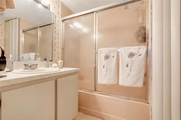 $339,000 | 1460 West 43rd Place, Unit 106, Hialeah, FL 33012