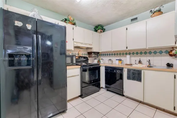 $339,000 | 1460 West 43rd Place, Unit 106, Hialeah, FL 33012