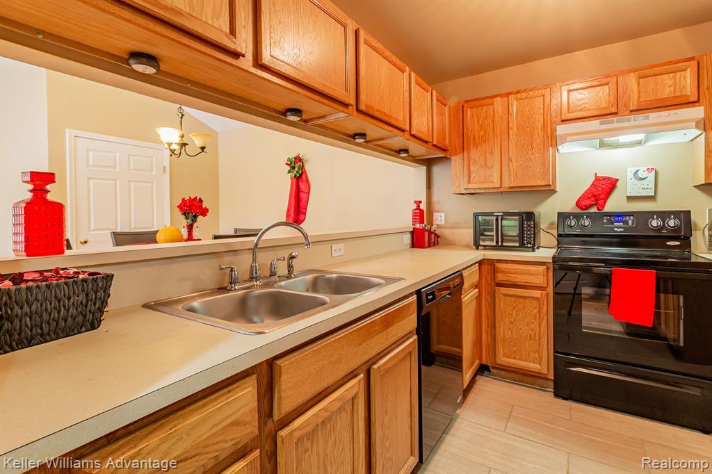 3635 Reeves Drive Melvindale, MI 48122 - Photo 4 of 26