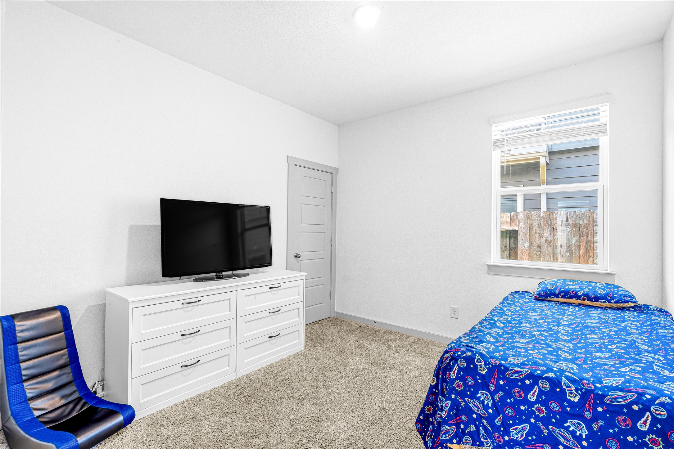 12566 Fleet River Road Houston, TX 77047 - Photo 17 of 30 Guest suite