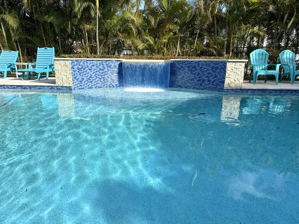 $3,270 | 1236 Beach Road, Unit 2, Riviera Beach, FL 33404