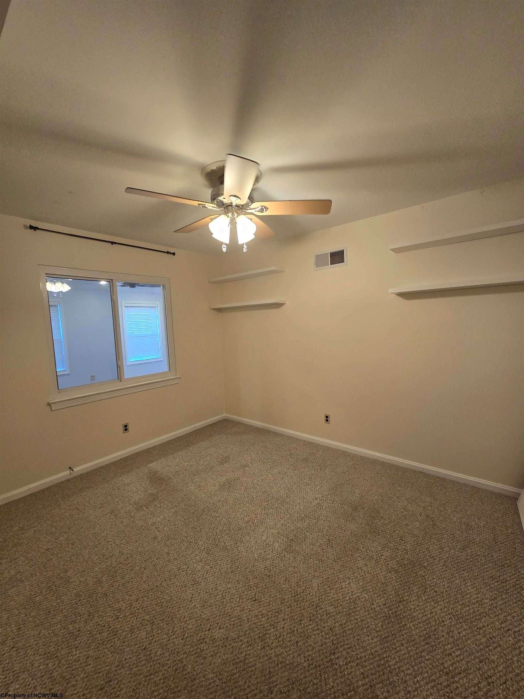106 Warren Road Fairmont, WV 26554 - Photo 32 of 36 Gallery Image 32