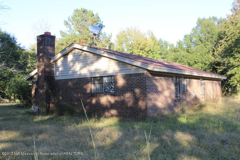 3061 Miller Road Olive Branch, MS 38654 - Photo 4 of 13 IMG_0698