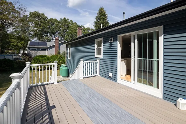 $525,000 | 9 Susan Drive, Dudley, MA 01571