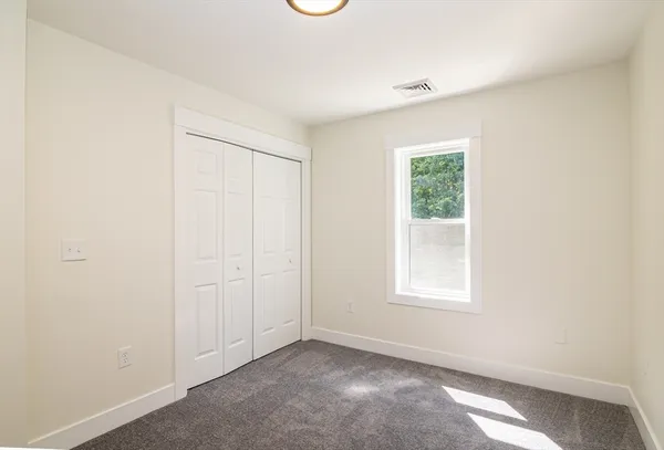 $525,000 | 9 Susan Drive, Dudley, MA 01571