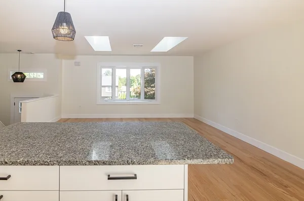 $525,000 | 9 Susan Drive, Dudley, MA 01571