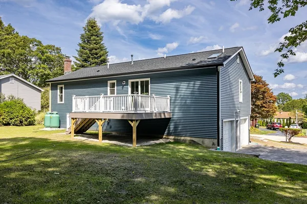 $525,000 | 9 Susan Drive, Dudley, MA 01571