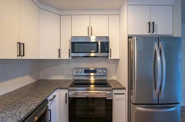 $525,000 | 9 Susan Drive, Dudley, MA 01571