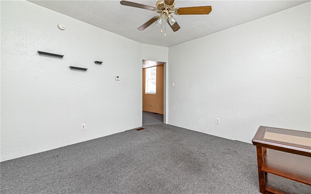 720 Evergreen Road Pittsburgh, PA 15209 - Photo 2 of 24 Living space 1st unit