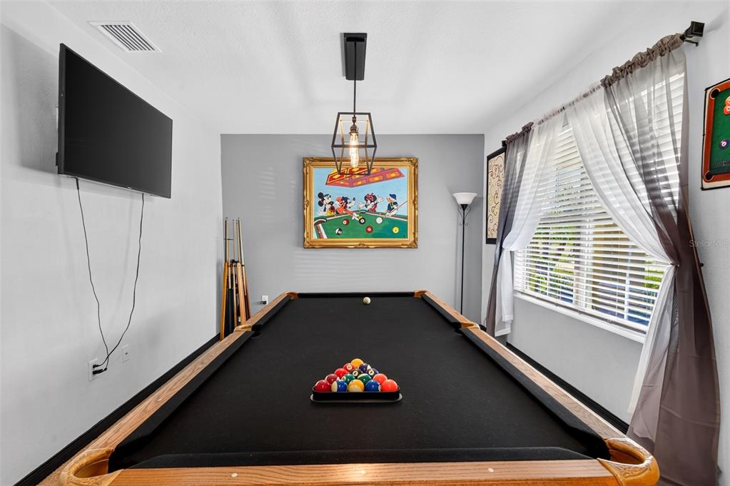 7043 Silverado Ranch Boulevard Zephyrhills, FL 33541 - Photo 5 of 38