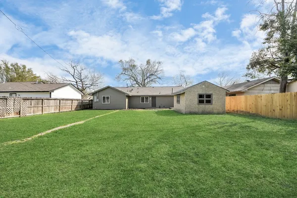 $1,800 | 6934 Neff Street, Houston, TX 77074