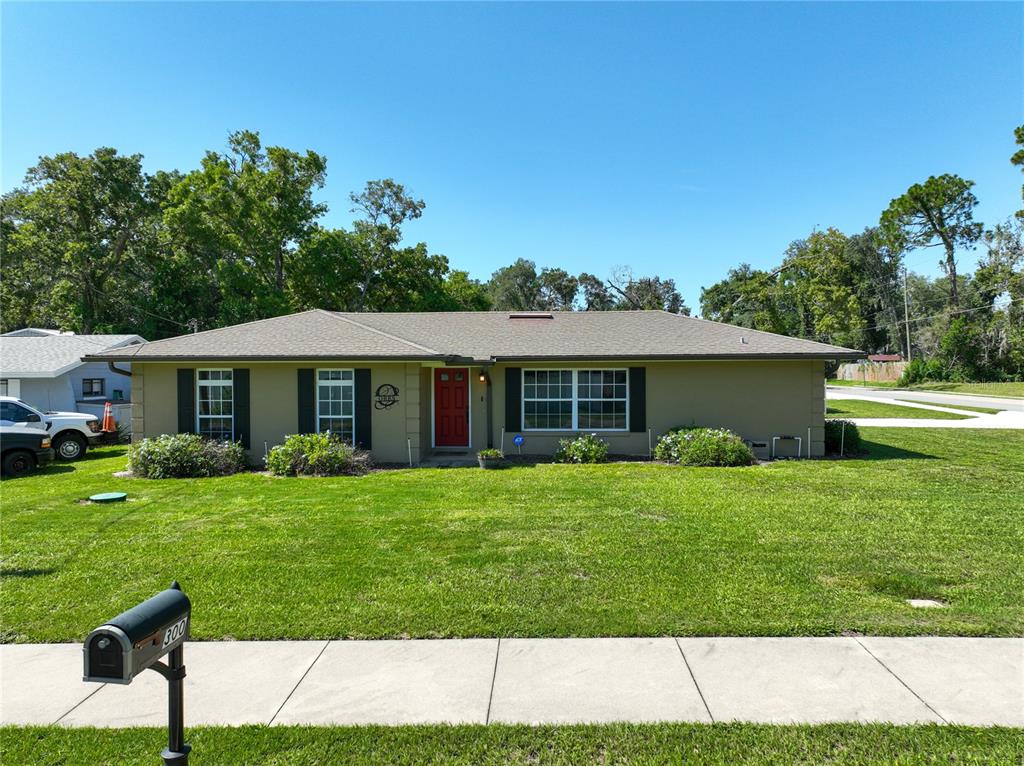 300 Oakhurst Street Altamonte Springs, FL 32701 - Photo 4 of 74