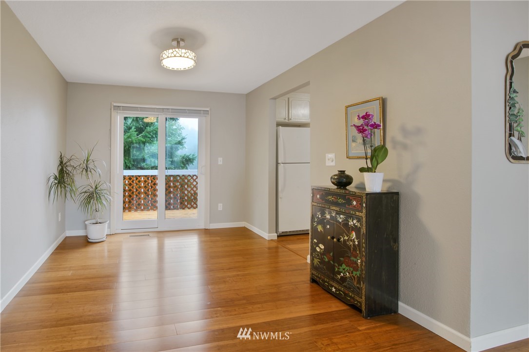 14617 Southeast 195th Place Renton, WA 98058 - Photo 9 of 35 Gallery Image 9