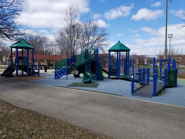 $2,300 | 3706 North Drake Avenue, Unit G, Chicago, IL 60618