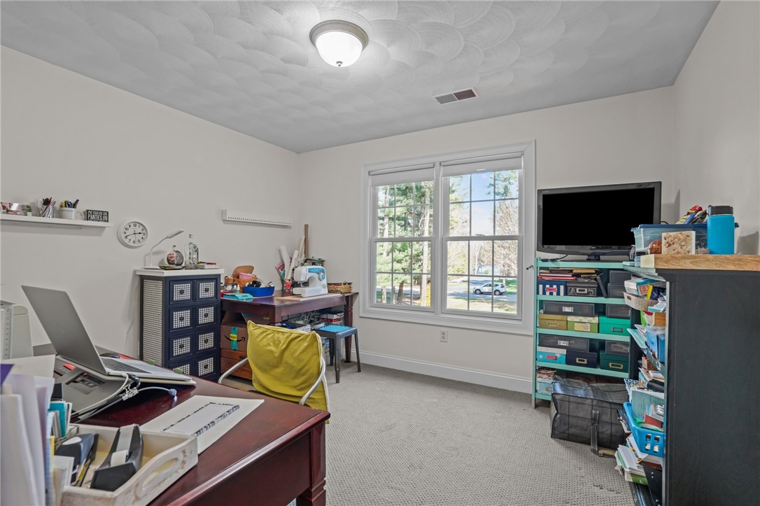 18 Northup Plat Road Coventry, RI 02816 - Photo 28 of 40