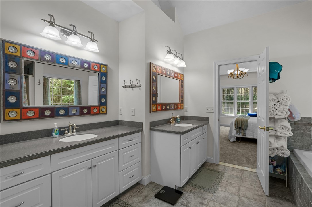 18 Northup Plat Road Coventry, RI 02816 - Photo 9 of 40