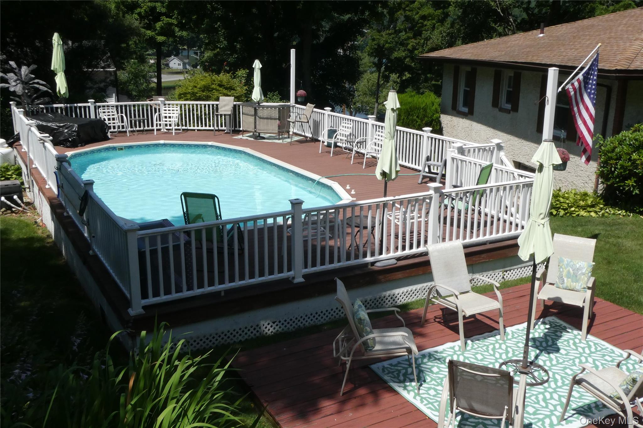 37 Valhalla Road Carmel, NY 10512 - Photo 25 of 28