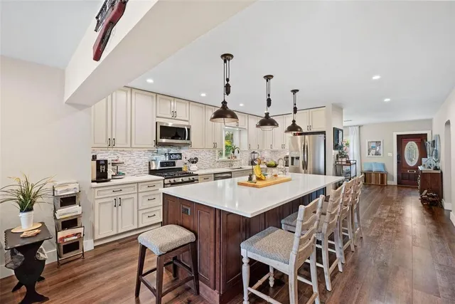 $4,600 | 1534 Van Buren Street, Hollywood, FL 33020