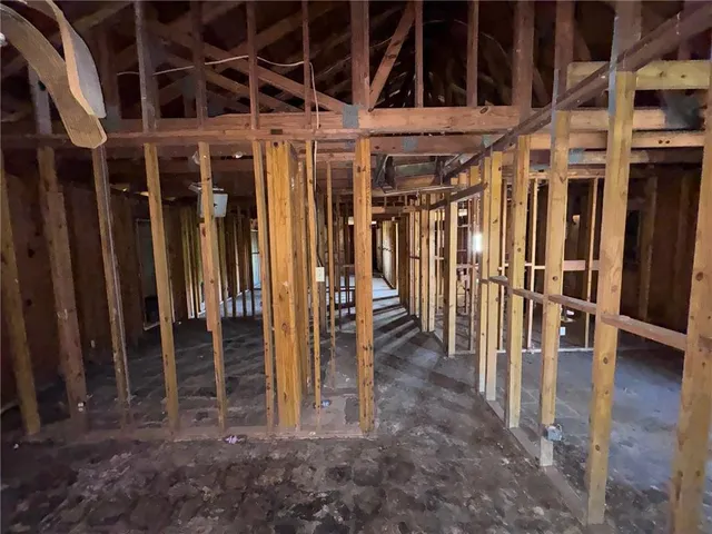 $199,000 | 39900 Highway 23, Boothville, LA 70041