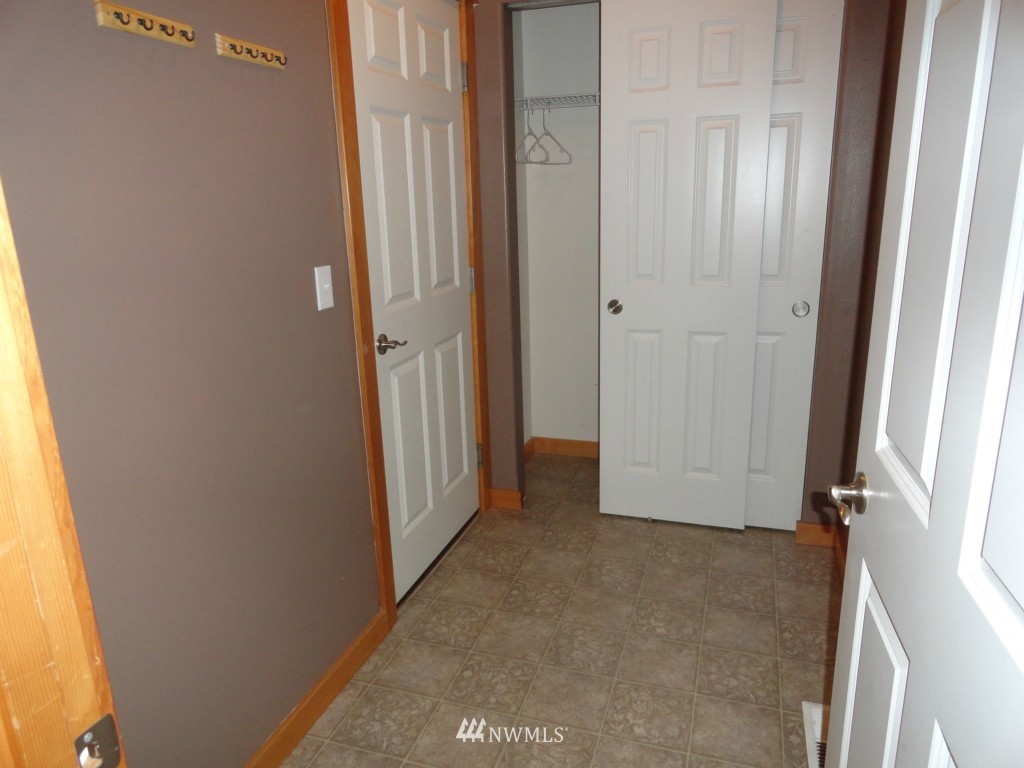 9662 Phillips Road Southeast Port Orchard, WA 98367 - Photo 22 of 25 Gallery Image 22