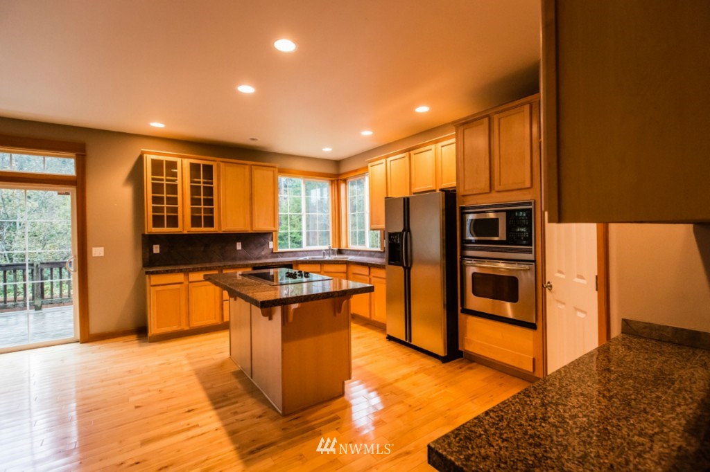 9662 Phillips Road Southeast Port Orchard, WA 98367 - Photo 7 of 25 Gallery Image 7