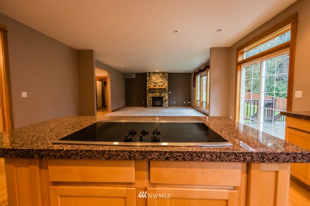 9662 Phillips Road Southeast Port Orchard, WA 98367 - Photo 8 of 25 Gallery Image 8