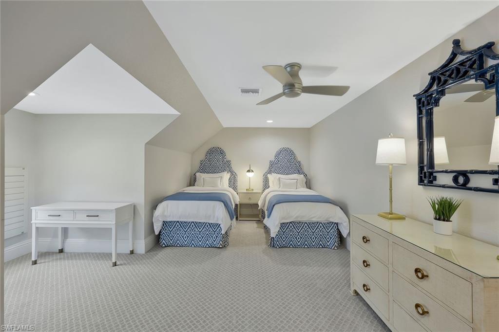 1427 Hemingway Place Naples, FL 34103 - Photo 31 of 44