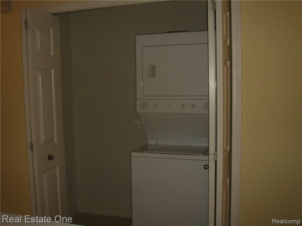 1429 Raliegh Place, Unit 99 Troy, MI 48084 - Photo 19 of 22