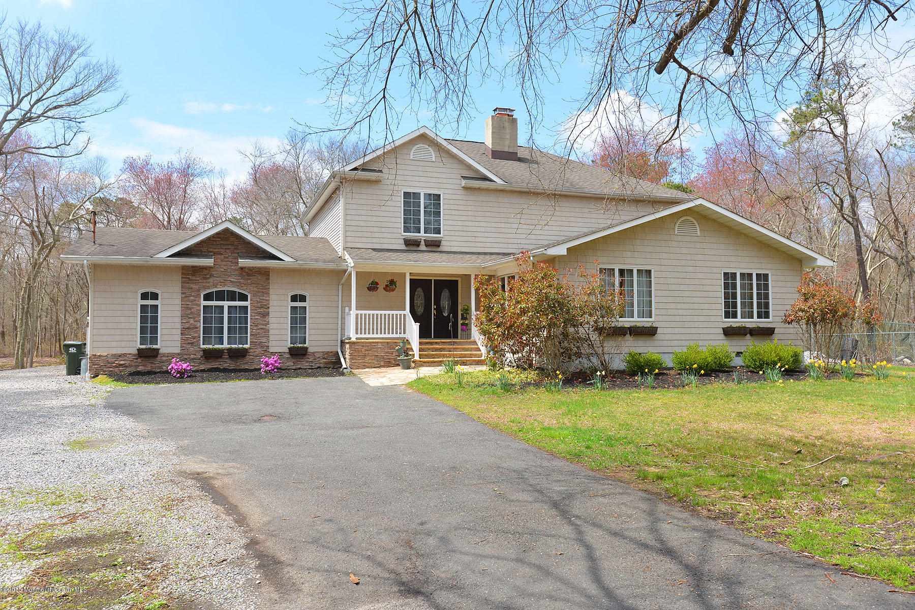 386 Oak Glen Road Howell, NJ 07731 - Photo 3 of 26 FT