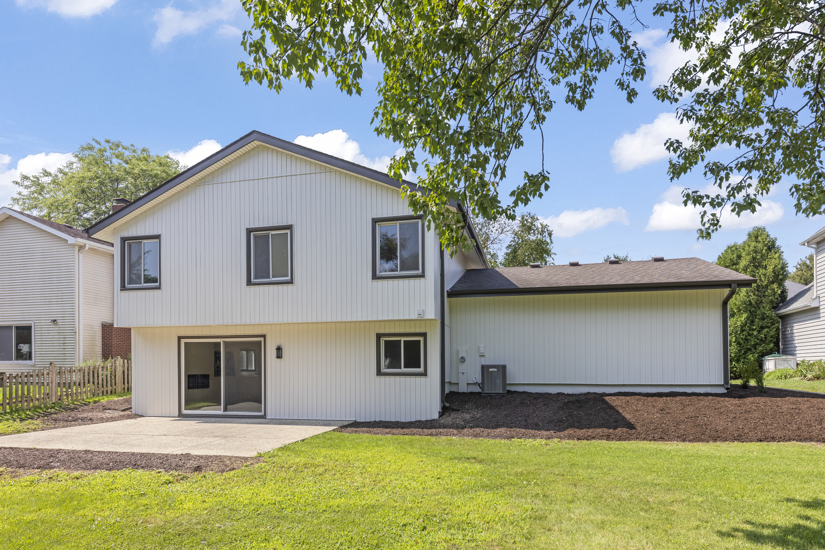 6557 Raintree Court Lisle, IL 60532 - Photo 34 of 50 Gallery Image 34