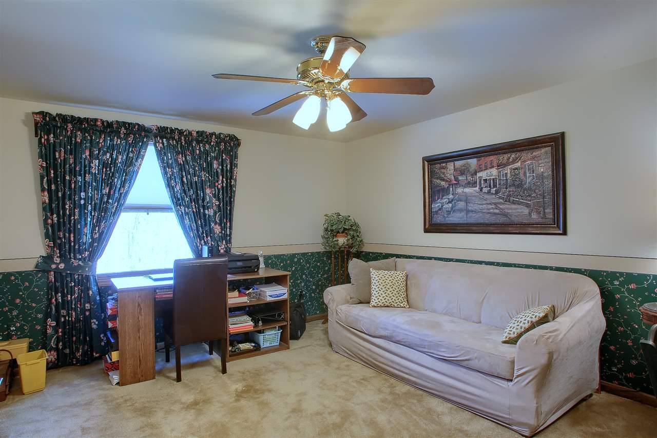 2614 Lambeth Park Rochester, MI 48306 - Photo 24 of 32 4th Bedroom