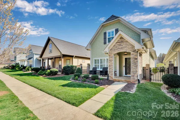 $449,000 | 7526 Fairway Villa Circle, Denver, NC 28037