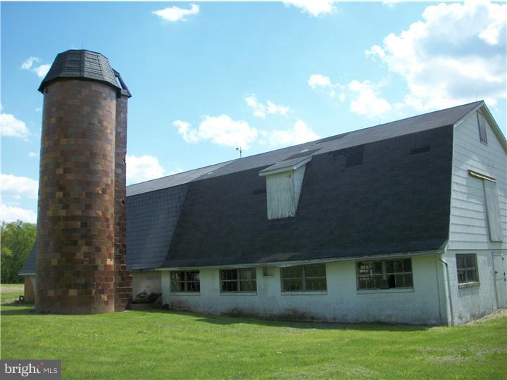 5948 Ferry Road Doylestown, PA 18902 - Photo 4 of 23 Barn