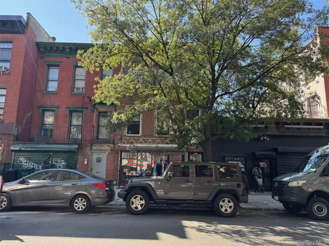 a car parked in front of a building