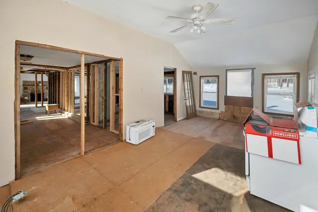 $285,000 | 385 Jackman Pond Road, Tamworth, NH 03883