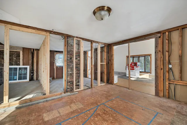 $285,000 | 385 Jackman Pond Road, Tamworth, NH 03883