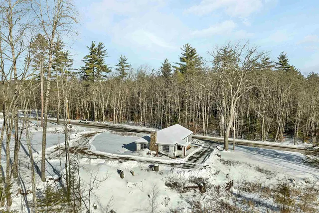 $285,000 | 385 Jackman Pond Road, Tamworth, NH 03883