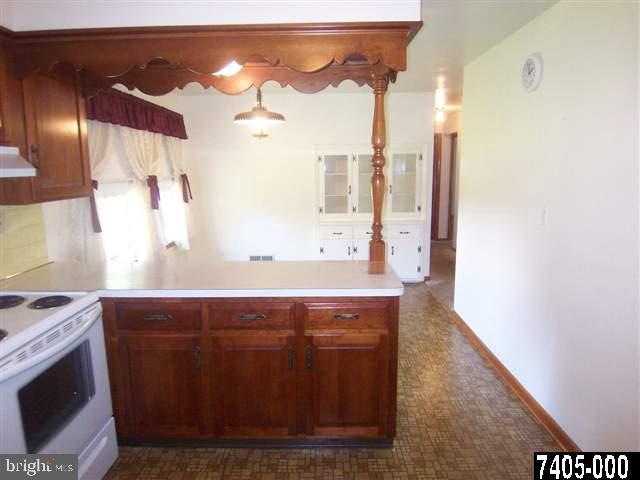 672 Marion Road York, PA 17406 - Photo 11 of 25 Gallery Image 11
