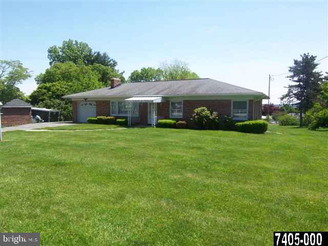 672 Marion Road York, PA 17406 - Photo 2 of 25 Gallery Image 2