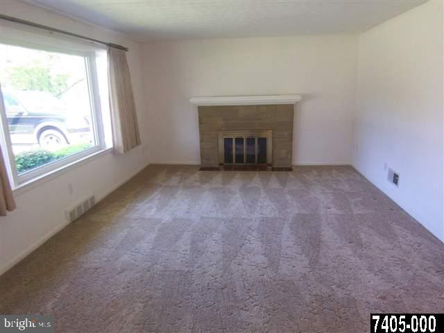 672 Marion Road York, PA 17406 - Photo 9 of 25 Gallery Image 9