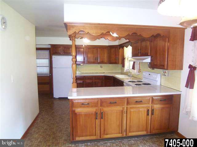 672 Marion Road York, PA 17406 - Photo 10 of 25 Gallery Image 10