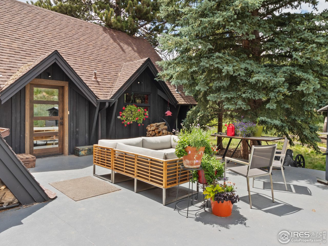 1301 Devils Gulch Road Estes Park, CO 80517 - Photo 3 of 31