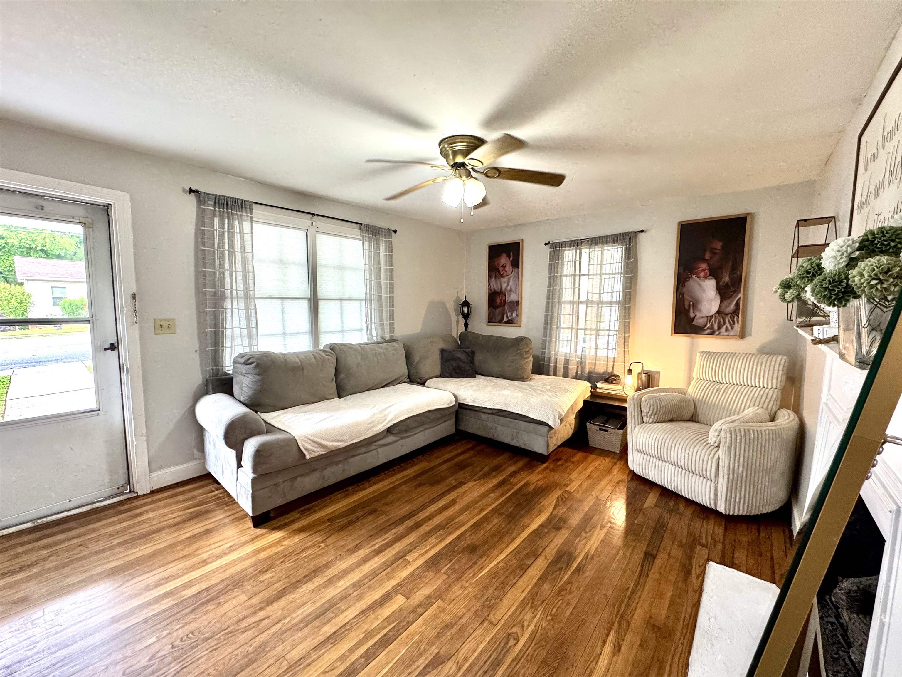 412 East Montgomery Street Gaffney, SC 29340 - Photo 3 of 20